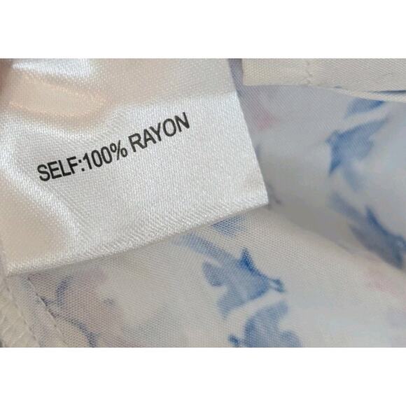 Jane and Delancey Bird Print Stripe Top Women’s Small White Blue Roll Tab Sleeve - Picture 10 of 10